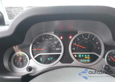 2010 Jeep Wrangler Unlimited Sport z USA, uszkodzony, nr VIN 1J4BA3H10AL160202